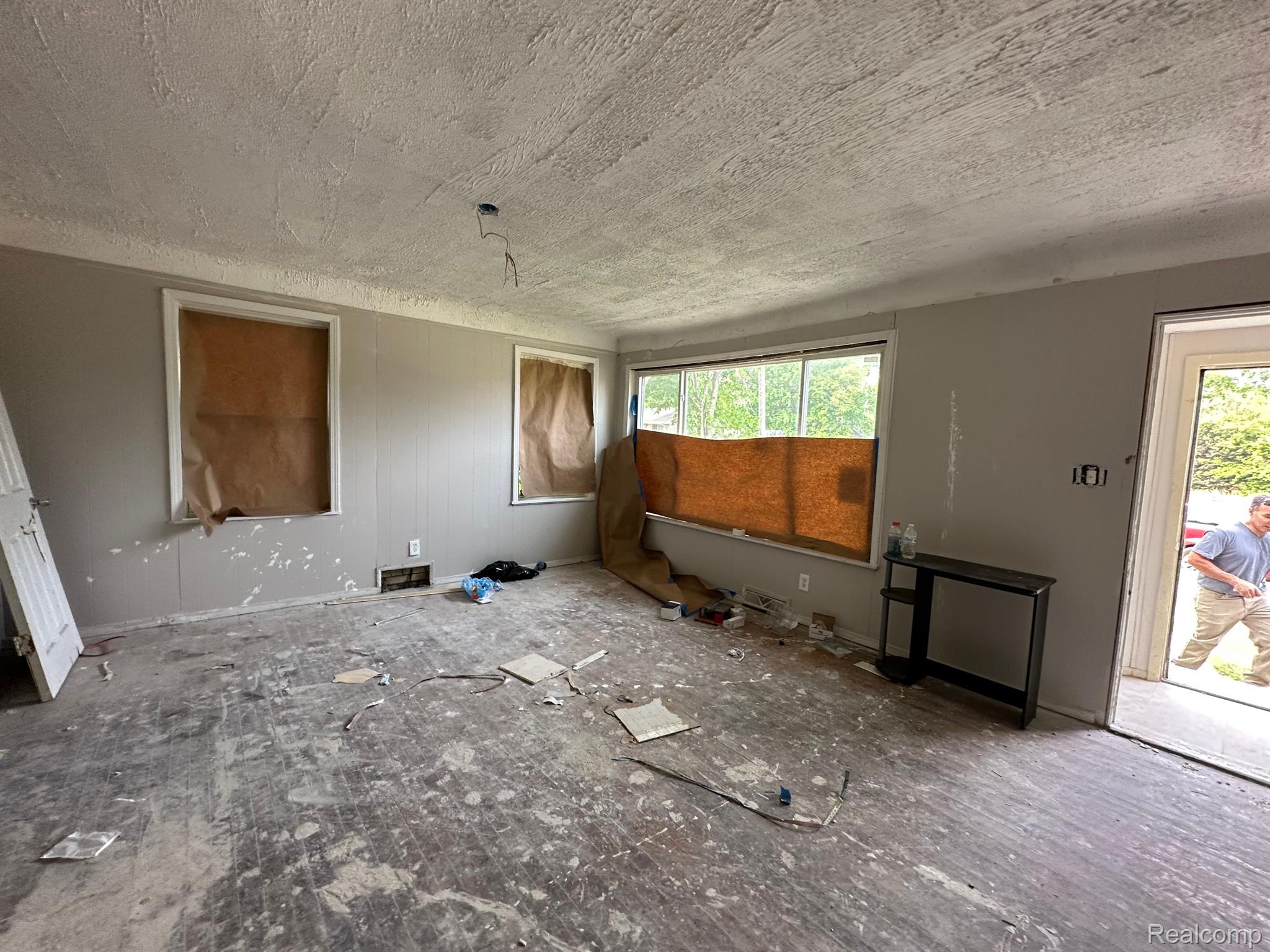 3243 Spruce Street Inkster, MI 48141 - Photo 4 of 17 Gallery Image 4