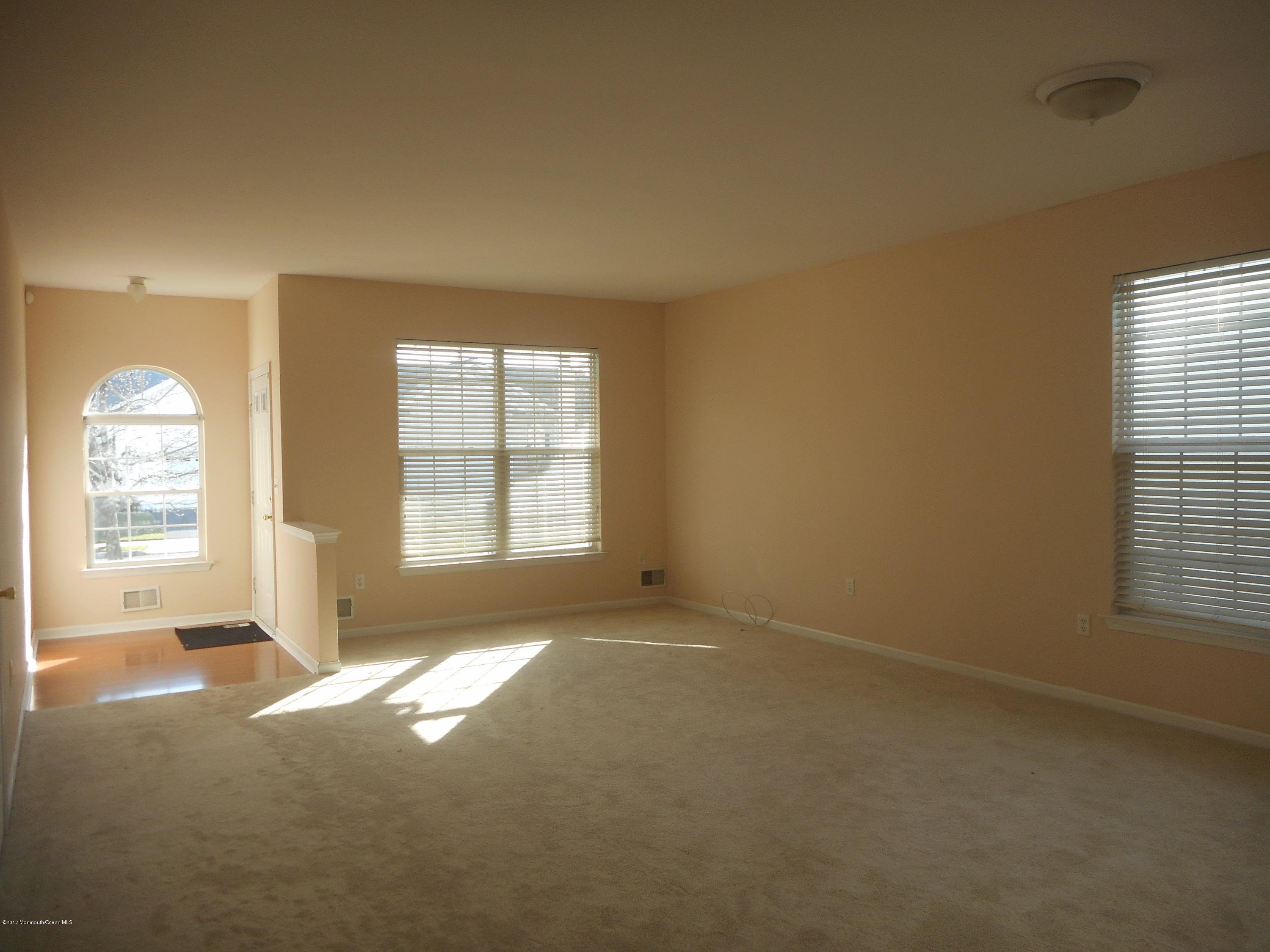 6 Shelley Road Brick, NJ 08724 - Photo 2 of 9 6shelley (20)