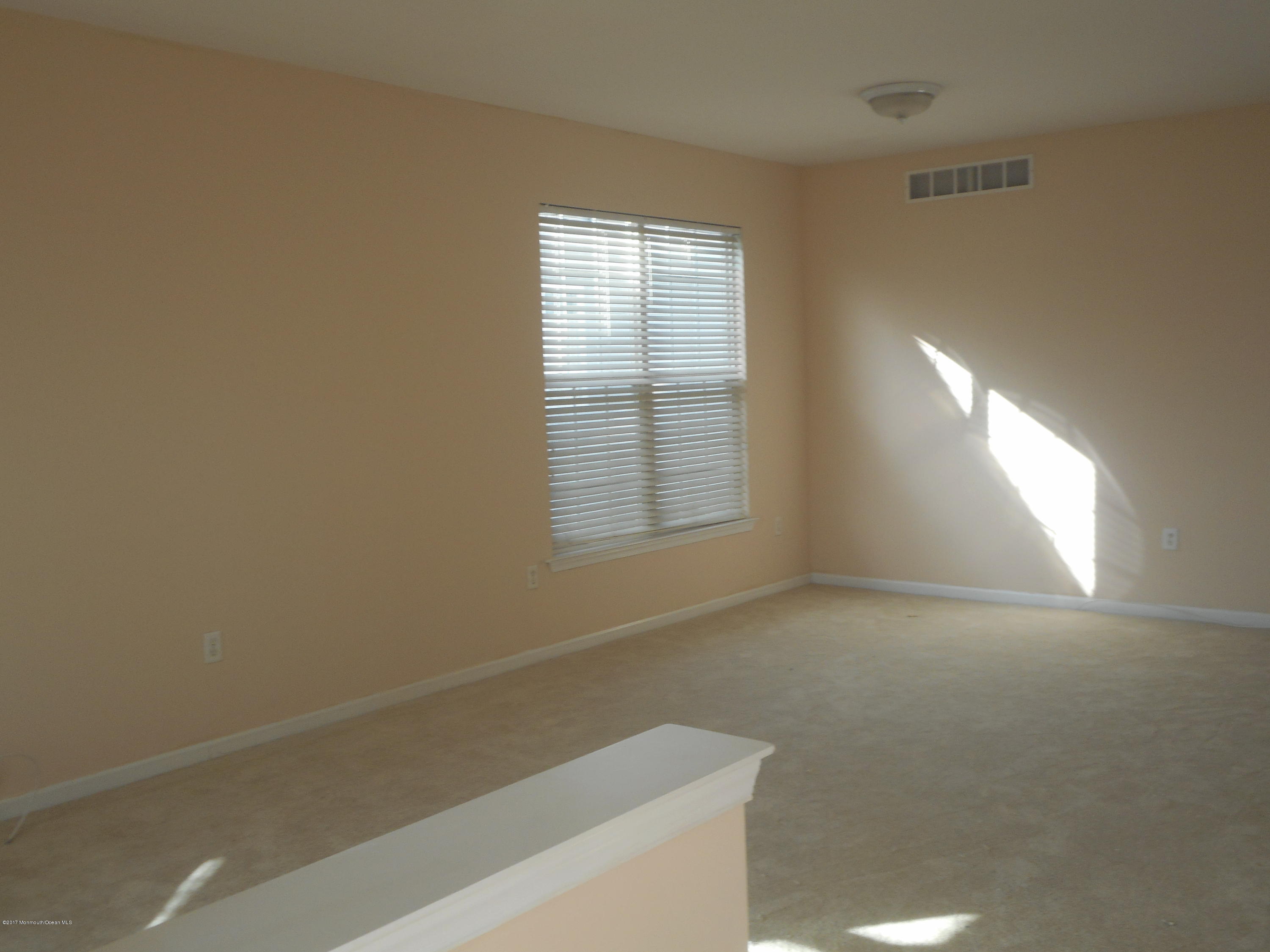 6 Shelley Road Brick, NJ 08724 - Photo 3 of 9 6shelley (7)