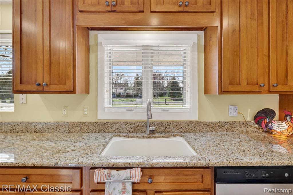 4731 Pickering Road Bloomfield Hills, MI 48301 - Photo 29 of 70 Gallery Image 29