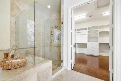 front view of house with a yard