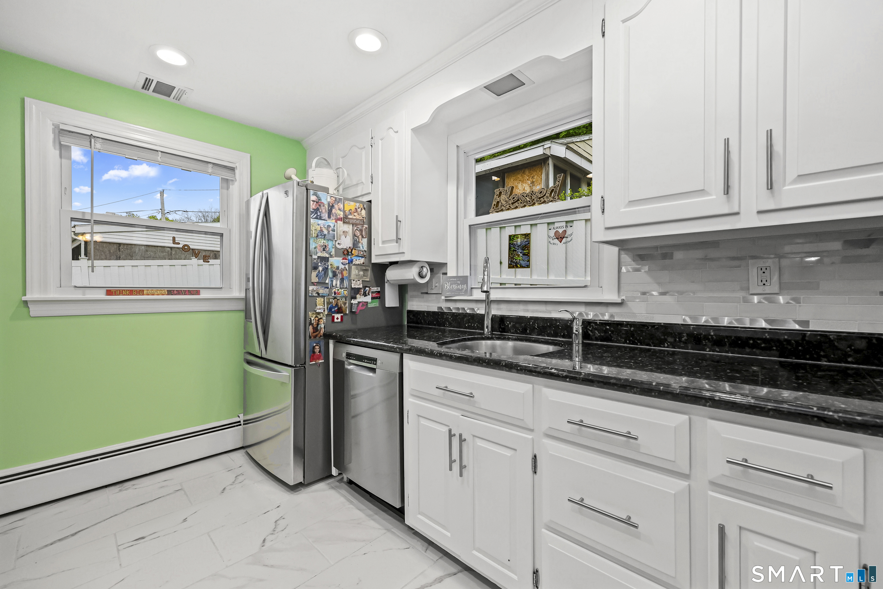 175 Colony Street Stratford, CT 06615 - Photo 7 of 36