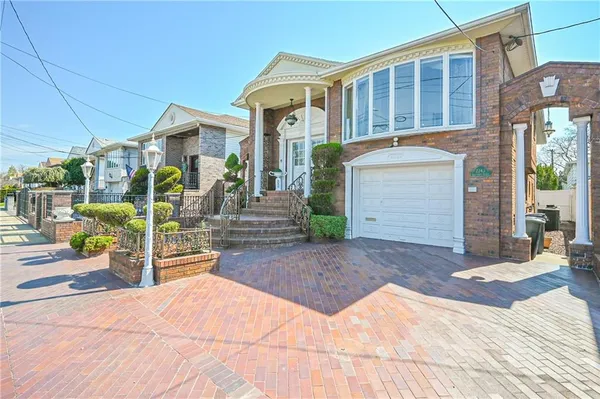 $1,675,000 | 2743 East 66th Street | Mill Basin
