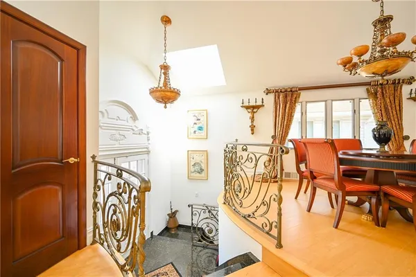 $1,675,000 | 2743 East 66th Street | Mill Basin