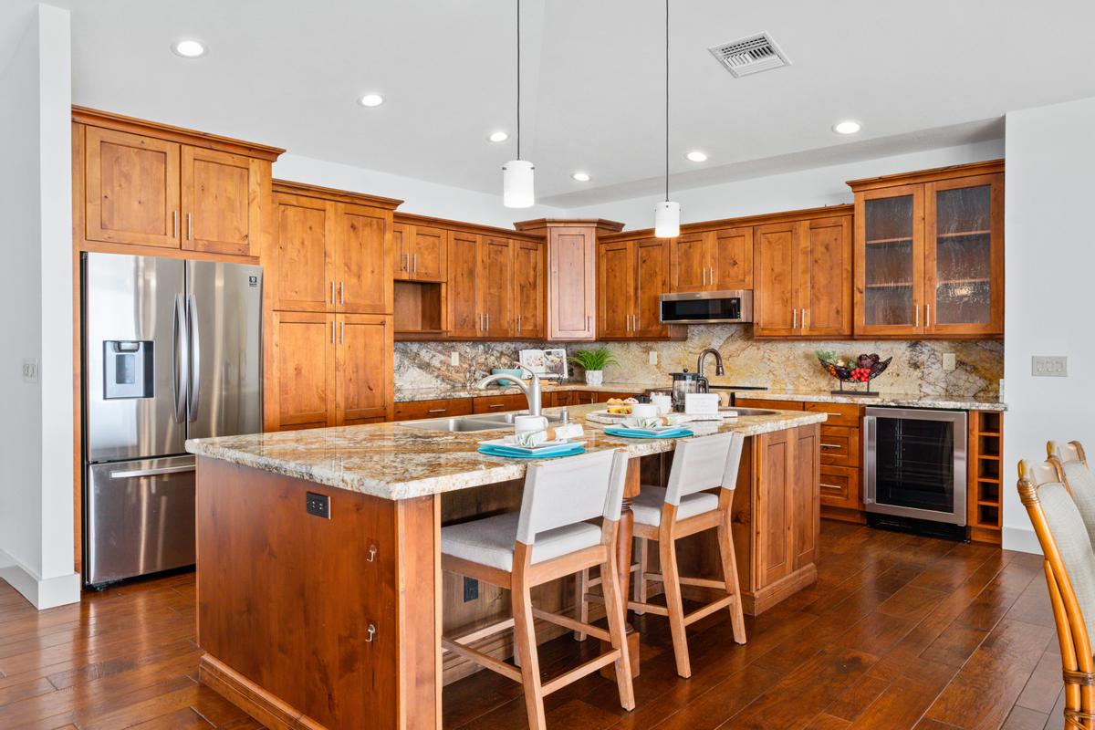 73-4566 Kukuki Street Kailua-Kona, HI 96740 - Photo 4 of 30