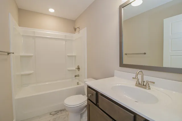 $1,830 | 4007 Ft Sumter Drive, Clarksville, TN 37042