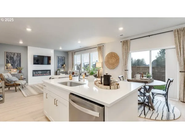 $579,995 | 3650 Southwest Binford Avenue, Gresham, OR 97080