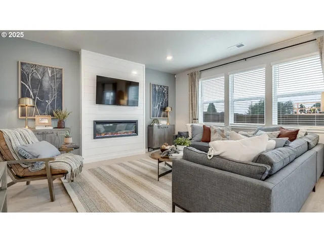 $579,995 | 3650 Southwest Binford Avenue, Gresham, OR 97080