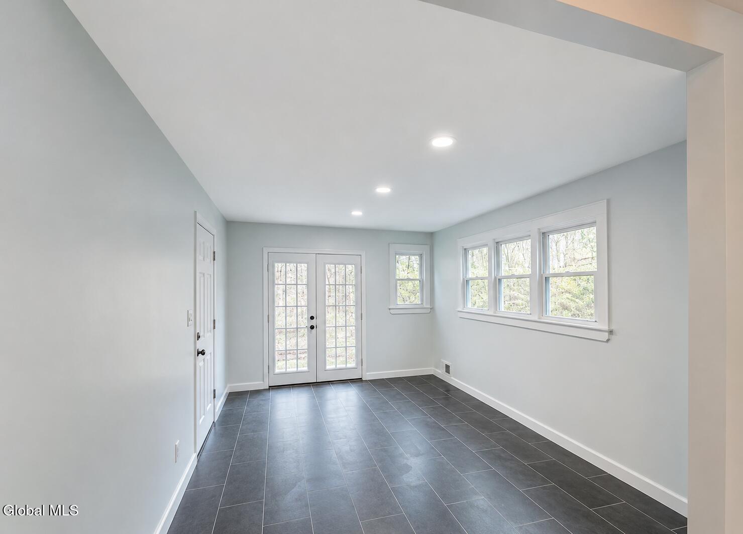 643 Riverview Road Clifton Park, NY 12148 - Photo 25 of 27 9CD369FD-EFAC-4E33-AAC5-CFEECF42512B