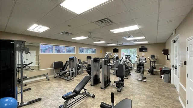 $2,450 | 7324 Skybird Road, Bradenton, FL 34209