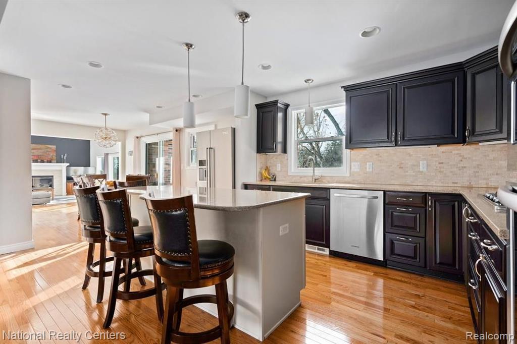 455 Cherry Tree Lane Rochester Hills, MI 48306 - Photo 6 of 35