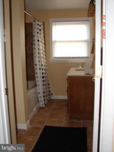 7733 Charlesmont Road Dundalk, MD 21222 - Photo 11 of 26 Bath #1
