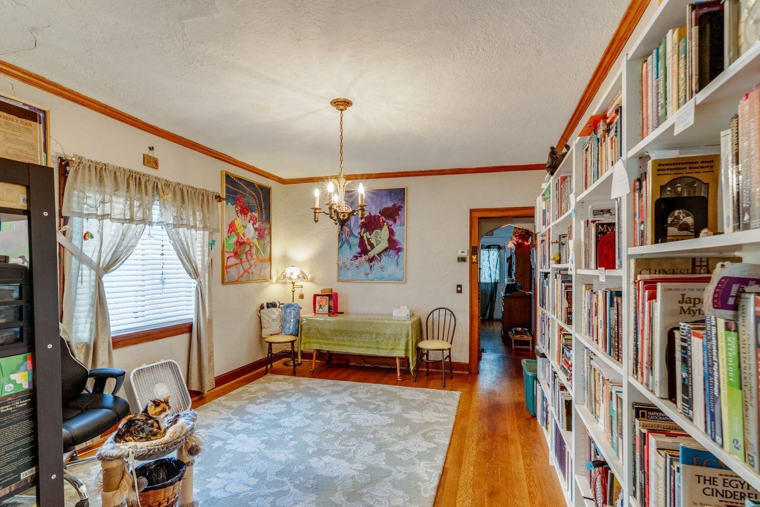 4943 Ralph Avenue Cincinnati, OH 45238 - Photo 14 of 49