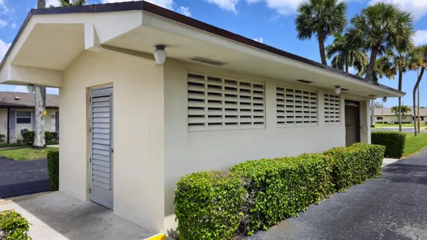 $110,000 | 2800 Ashley Drive East, Unit B, West Palm Beach, FL 33415