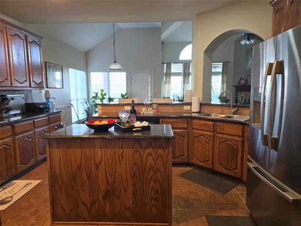 $415,000 | 506 Magnolia Lane, Glenn Heights, TX 75154