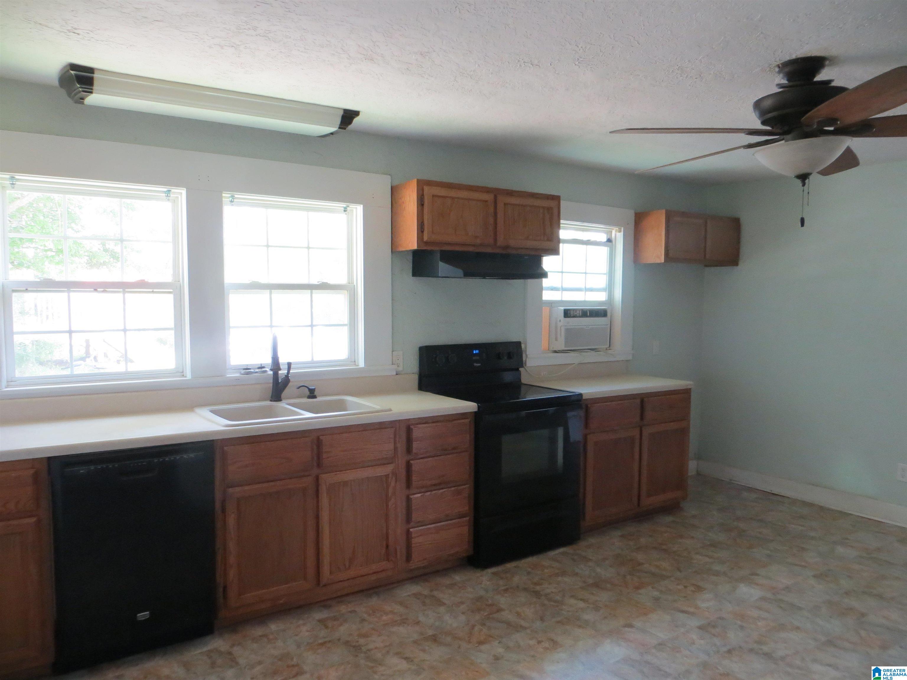 237 Pinson Road Anniston, AL 36201 - Photo 13 of 41 Gallery Image 13