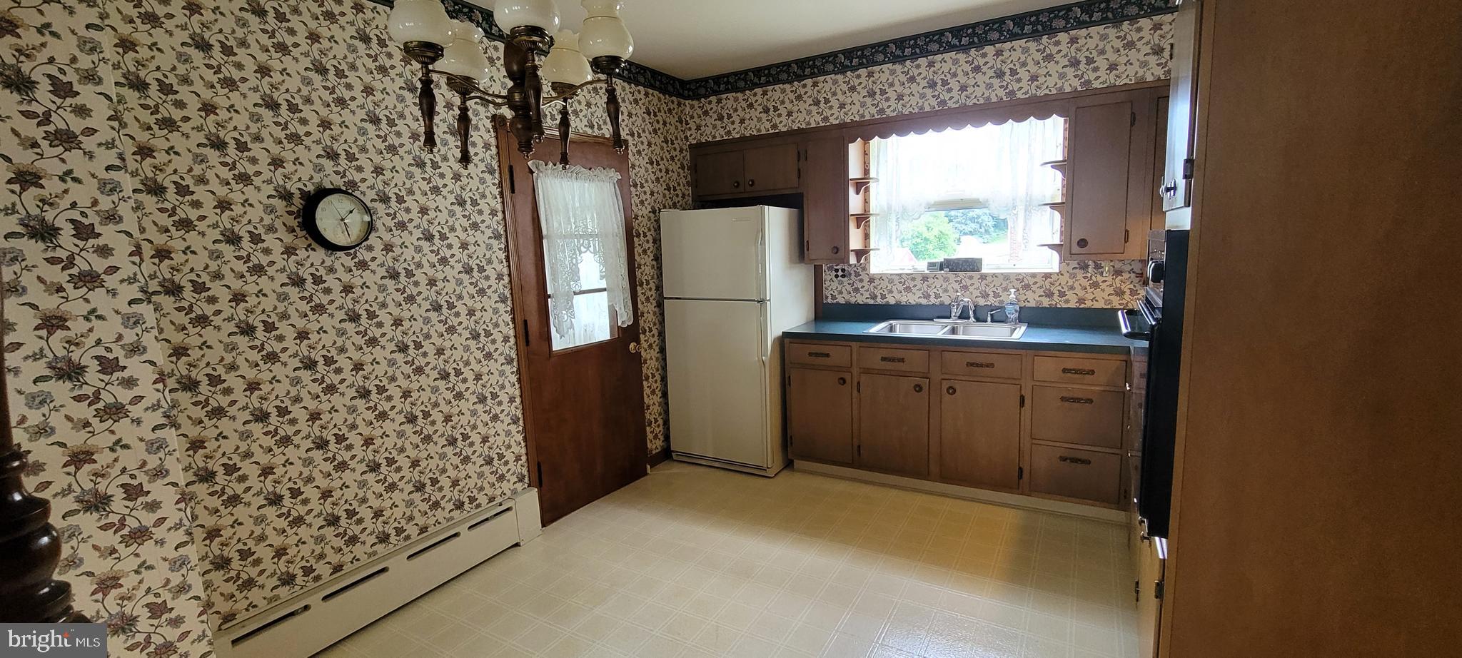 1330 Morgan Hill Road Easton, PA 18042 - Photo 11 of 35 Gallery Image 11