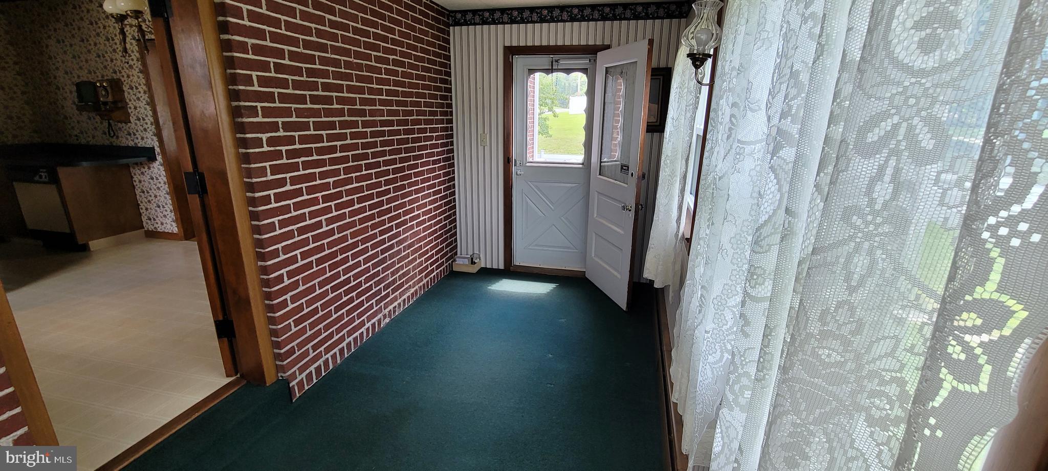 1330 Morgan Hill Road Easton, PA 18042 - Photo 9 of 35 Gallery Image 9