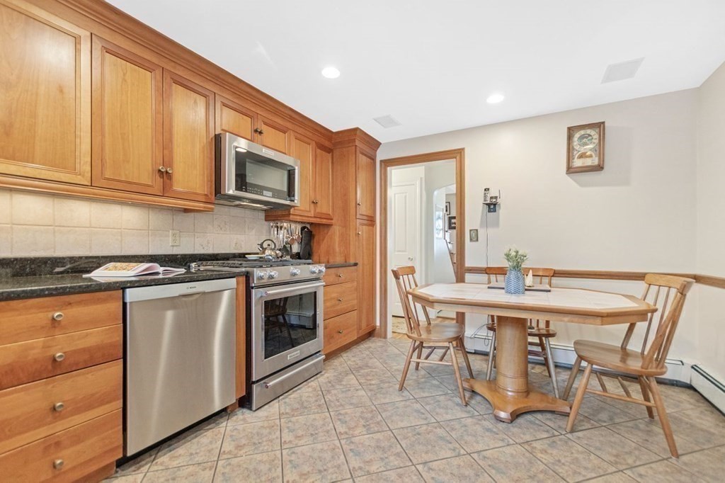 10 Albamont Road Winchester, MA 01890 - Photo 14 of 33 Gallery Image 14