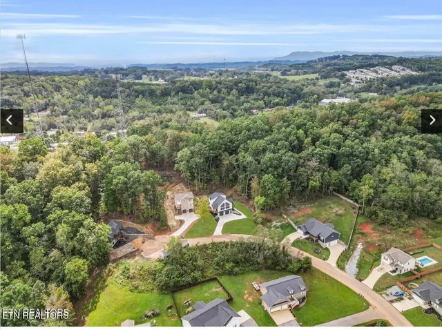 $459,900 | 250 Clear Creek Road, Kodak, TN 37764