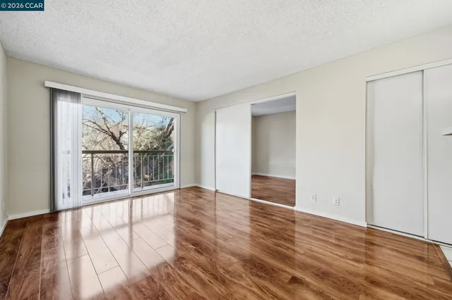 $259,000 | 470 North Civic Drive, Unit 405, Walnut Creek, CA 94596