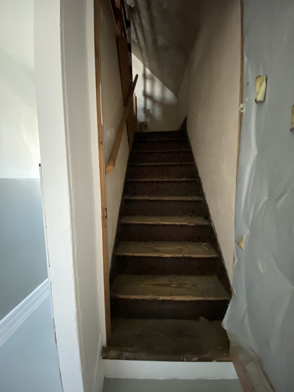 90-92 Grover Street Springfield, MA 01104 - Photo 17 of 20 Gallery Image 17