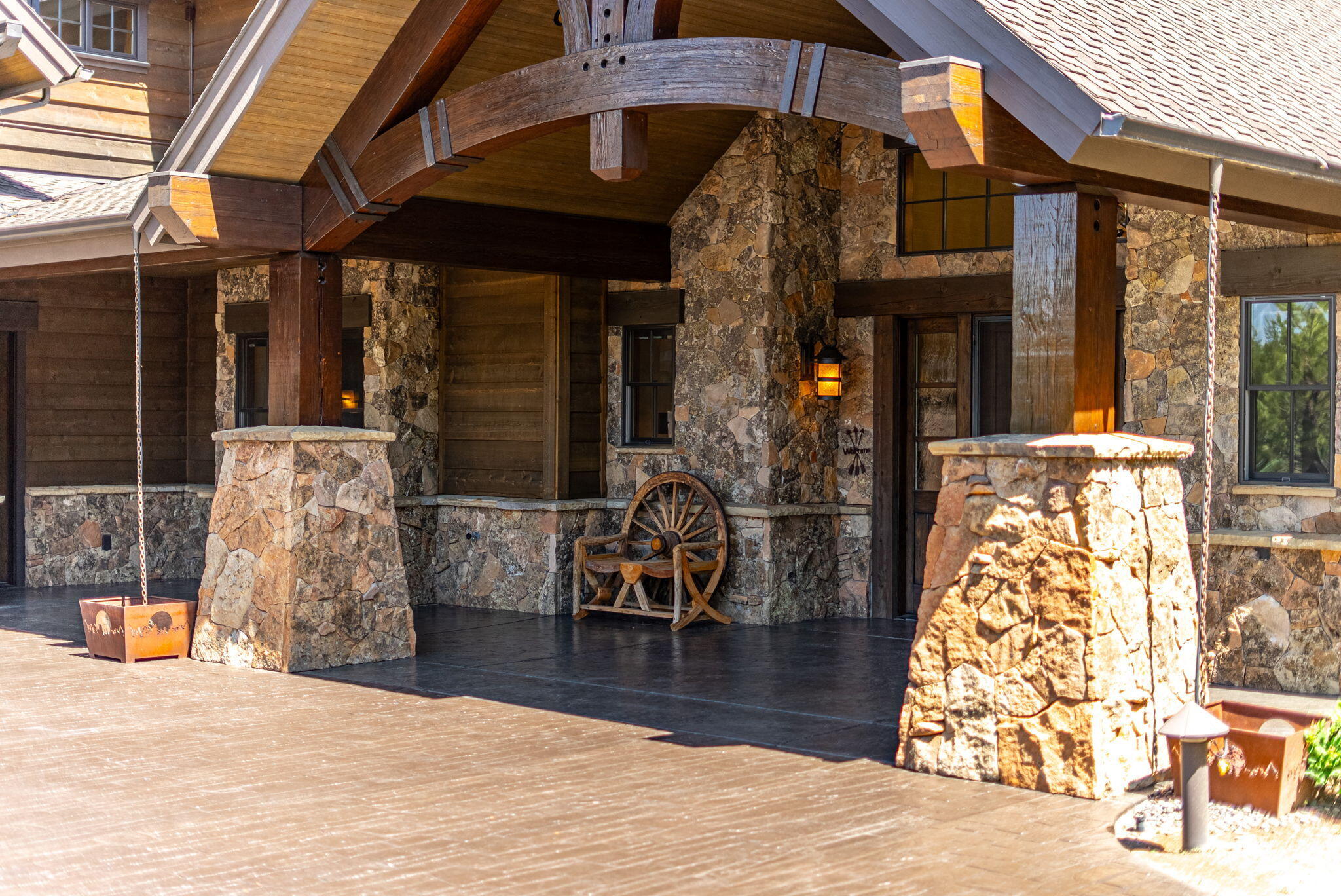 56545 Sunstone Loop, Unit 121 Bend, OR 97707 - Photo 77 of 148 4-web-or-mls-Riley Visuals-4