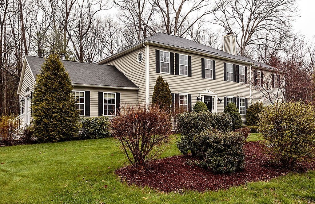 6 May Road Westford, MA 01886 - Photo 1 of 30 Gallery Image 1
