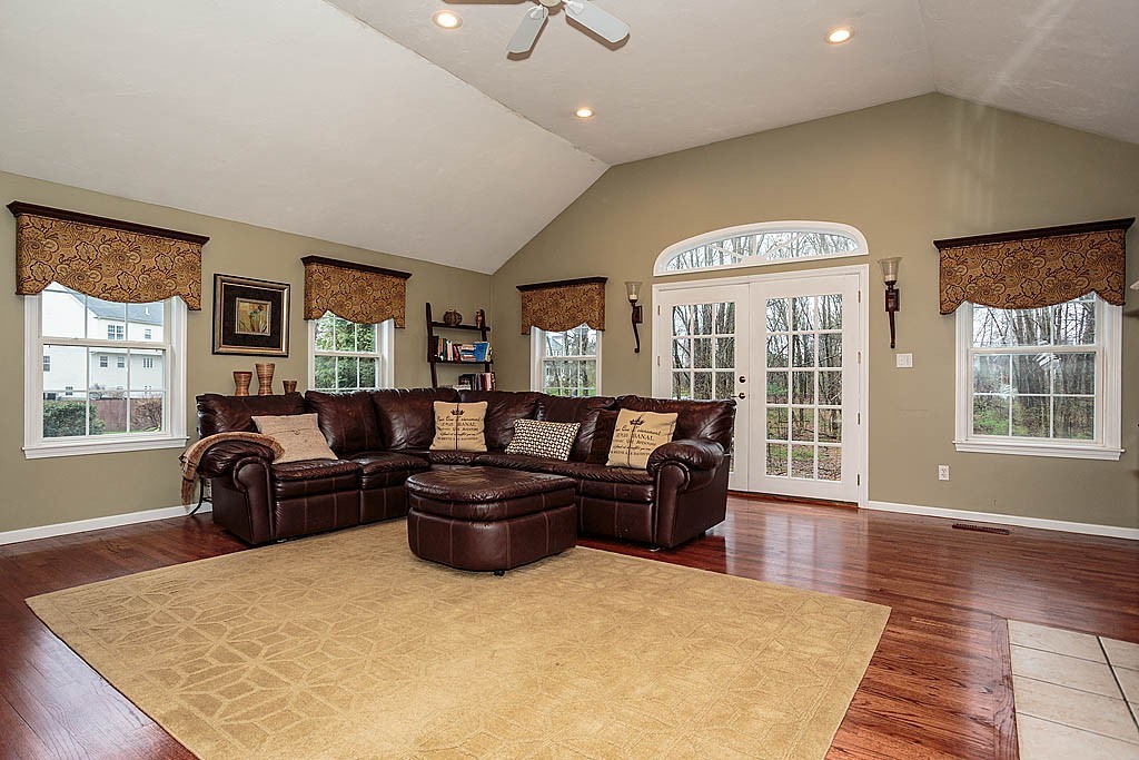 6 May Road Westford, MA 01886 - Photo 12 of 30 Gallery Image 12