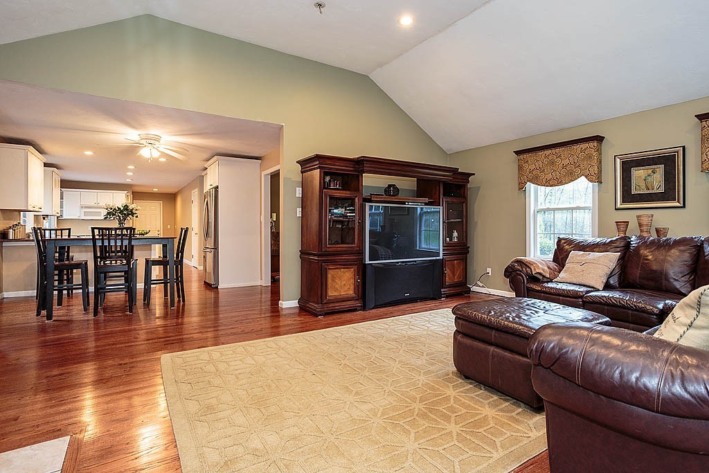 6 May Road Westford, MA 01886 - Photo 13 of 30 Gallery Image 13