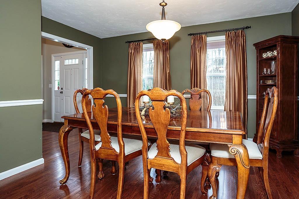 6 May Road Westford, MA 01886 - Photo 6 of 30 Gallery Image 6