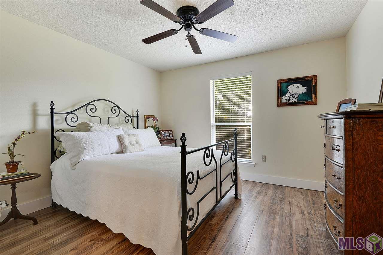 1863 Myrtle Ridge Drive Baton Rouge, LA 70816 - Photo 7 of 10