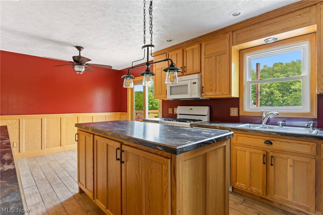 3115 Pothour Wheeler Road Hubbard, OH 44425 - Photo 8 of 28 Gallery Image 8