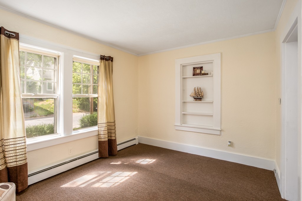 18-20 Burke Street Springfield, MA 01151 - Photo 9 of 27