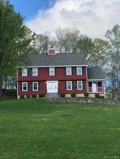 $948,000 | 15 Cross Road, Cortlandt Manor, NY 10567