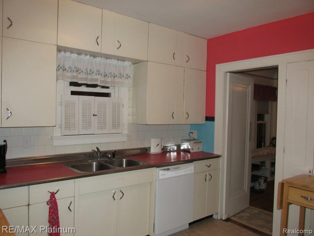 315 George Howell, MI 48843 - Photo 13 of 23 NEW DISHWASHER