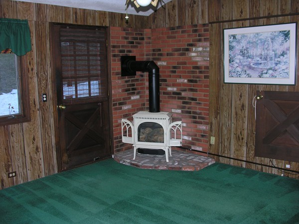 38 Indian Spring Road Ashland, MA 01721 - Photo 8 of 30 a front view of a house with garden