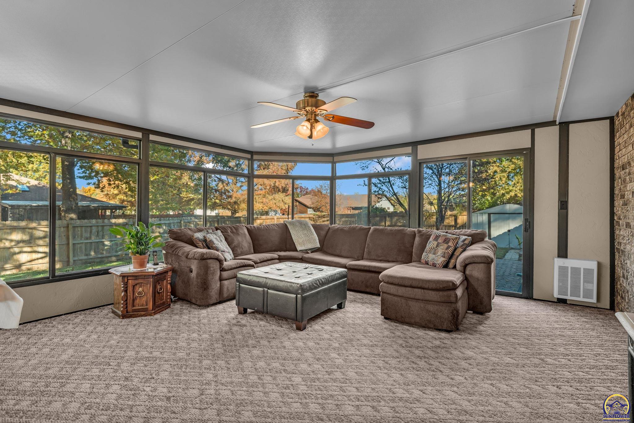 2731 Southeast Peck Road Topeka, KS 66605 - Photo 17 of 62