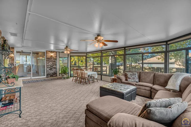 $385,000 | 2731 Southeast Peck Road, Topeka, KS 66605