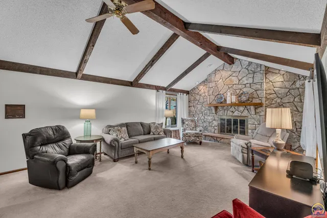 $385,000 | 2731 Southeast Peck Road, Topeka, KS 66605