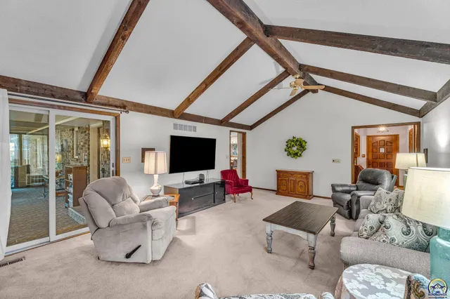 $385,000 | 2731 Southeast Peck Road, Topeka, KS 66605