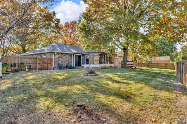 $385,000 | 2731 Southeast Peck Road, Topeka, KS 66605