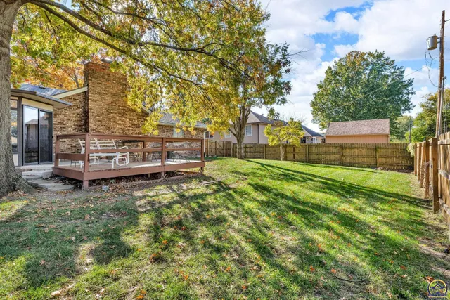 $385,000 | 2731 Southeast Peck Road, Topeka, KS 66605