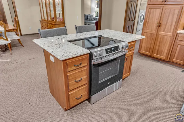 $385,000 | 2731 Southeast Peck Road, Topeka, KS 66605