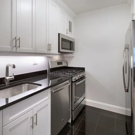 $5,620 | 20 West 64th Street, Unit 11A | Upper West Side