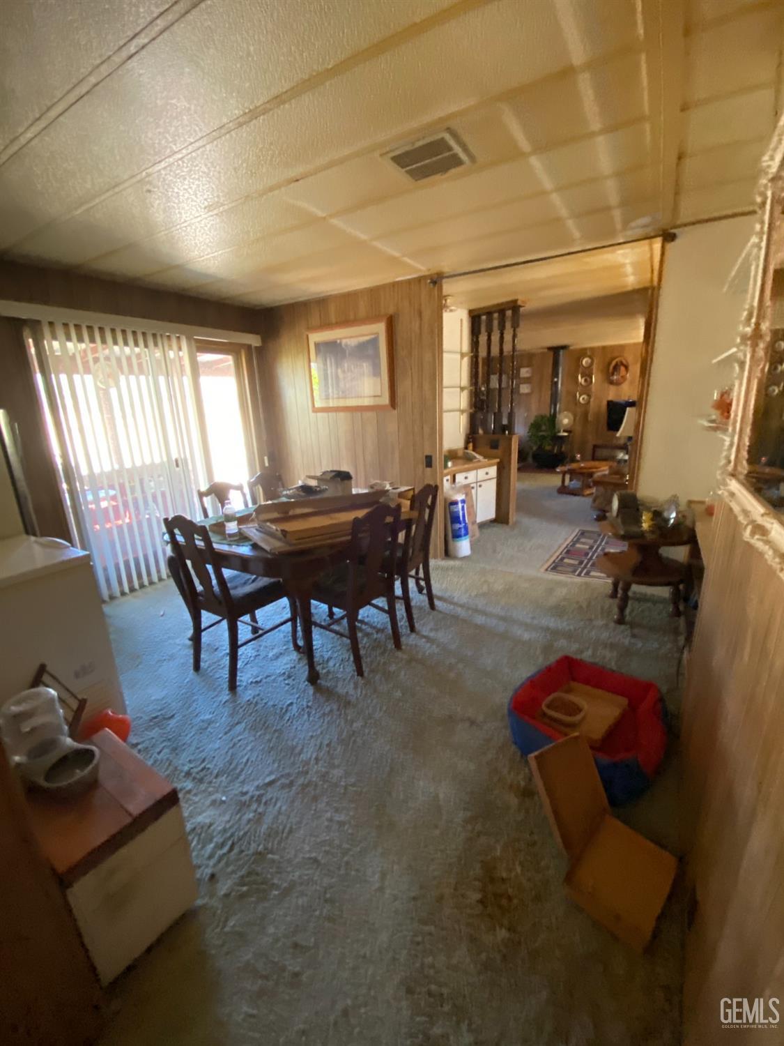 Undisclosed Address Caliente, CA 93518 - Photo 11 of 19 a living room with furniture and a window