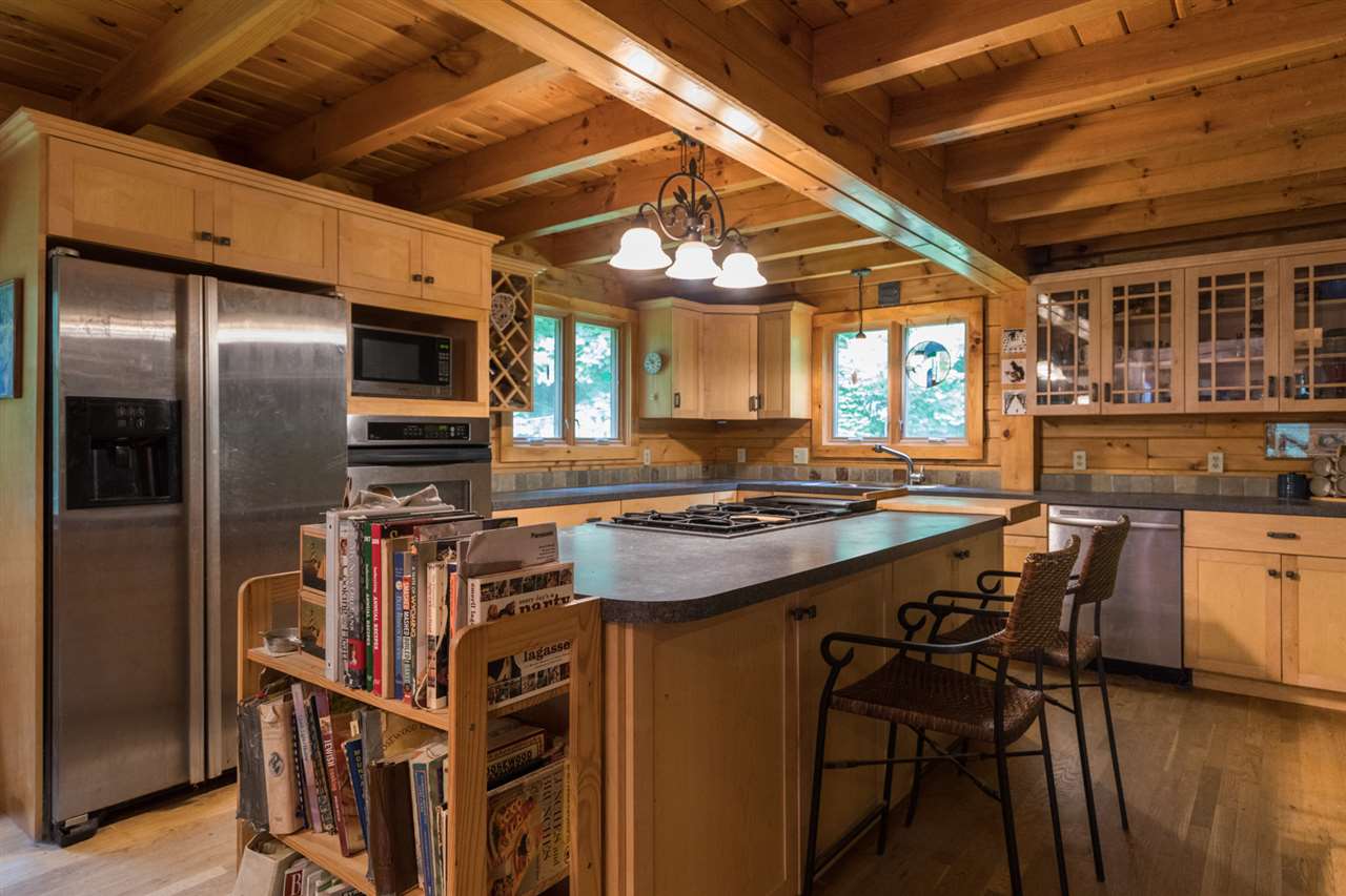 106 Langford Road Raymond, NH 03077 - Photo 6 of 27