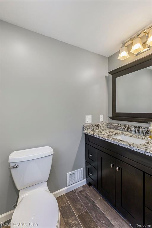 994 Hampstead Lane Rochester Hills, MI 48309 - Photo 14 of 25