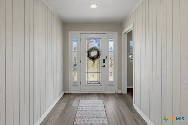 a front view of house with yard