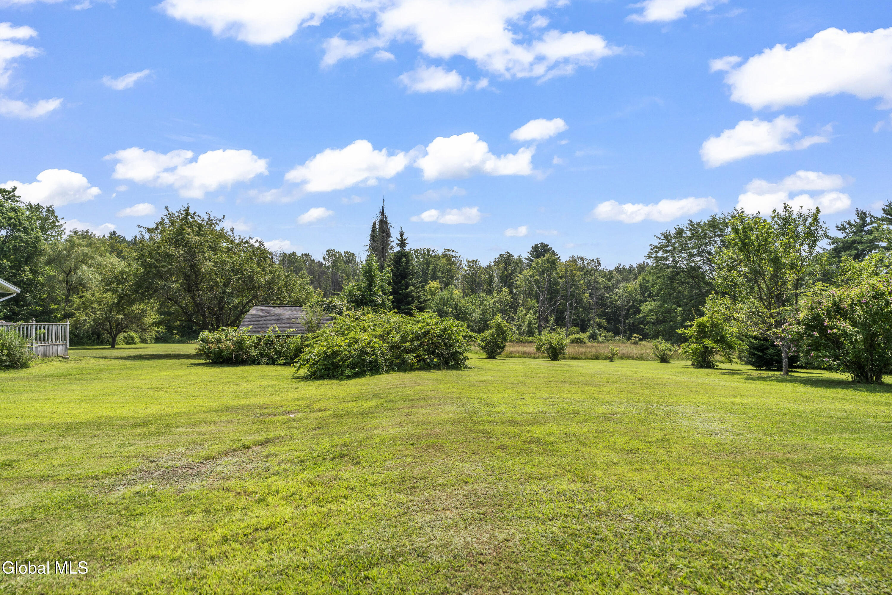 1046 Kania Road Amsterdam, NY 12010 - Photo 11 of 58 DSC03959